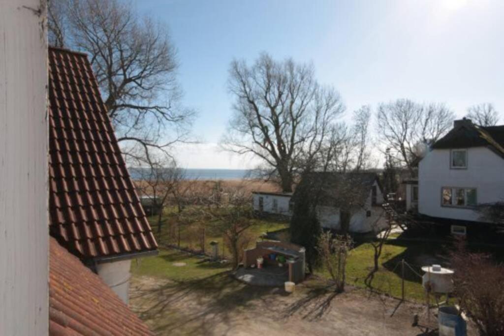 Lacky - Kleines Familienreihenmittelhaus In Grieben Hiddensee Exterior photo